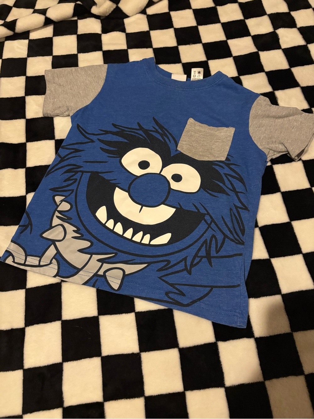 Size 6 muppet tshirt
